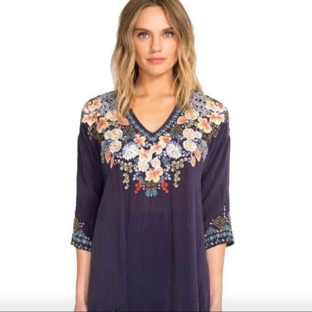 Johnny Was embroidered tunic top. Large it’s  a pretty top.